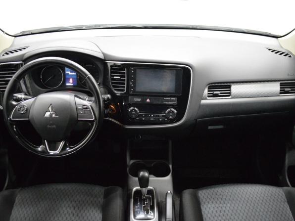 Mitsubishi Outlander III Рестайлинг 2 с пробегом 2015 года, цена 1 675 000 рублей, 145106 км, внедорожник, Автокод Объявления