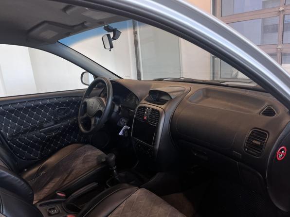 Mitsubishi Carisma I Рестайлинг с пробегом 2003 года, цена 155 000 рублей, 263203 км, седан, Автокод Объявления