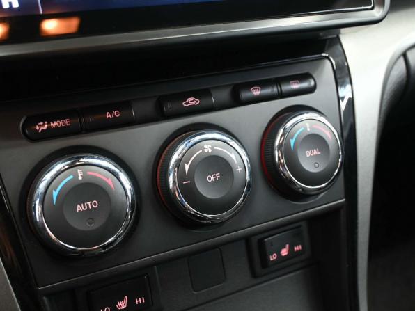 Mazda 6 II (GH) Рестайлинг с пробегом 2010 года, цена 1 099 900 рублей, 288558 км, седан, Автокод Объявления
