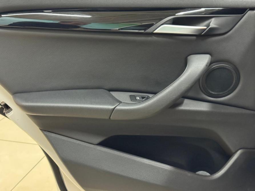 BMW X1 II (F48) Рестайлинг Набережные Челны  - изображение 24
