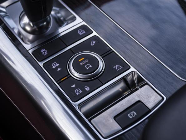Land Rover Range Rover Sport II Рестайлинг с пробегом 2019 года, цена 4 799 000 рублей, 155906 км, внедорожник, Автокод Объявления