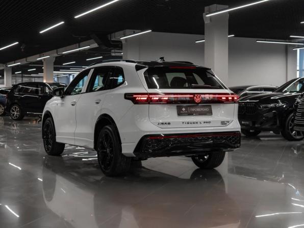 Volkswagen Tiguan III (China Market) с пробегом 2025 года, цена 4 650 000 рублей, 17 км, внедорожник, Автокод Объявления