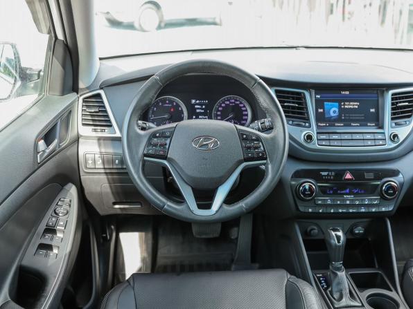Hyundai Tucson III с пробегом 2017 года, цена 1 699 000 рублей, 236689 км, внедорожник, Автокод Объявления
