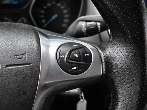 Ford Focus III с пробегом 2011 года, цена 749 000 рублей, 215274 км, седан, Автокод Объявления
