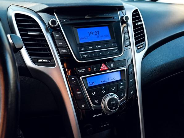 Hyundai i30 II с пробегом 2014 года, цена 1 005 000 рублей, 220695 км, хэтчбек, Автокод Объявления
