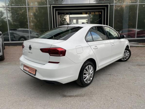 Volkswagen Polo VI с пробегом 2021 года, цена 1 369 000 рублей, 110137 км, лифтбек, Автокод Объявления
