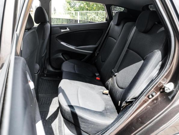 Hyundai Solaris I Рестайлинг с пробегом 2014 года, цена 1 060 000 рублей, 240885 км, хэтчбек, Автокод Объявления