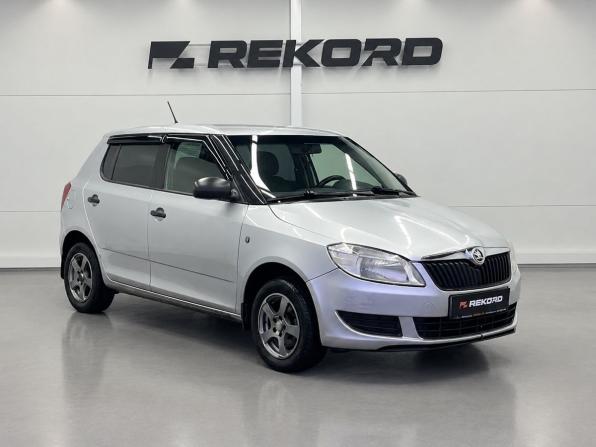 Skoda Fabia II Рестайлинг с пробегом 2013 года, цена 609 000 рублей, 190272 км, хэтчбек, Автокод Объявления