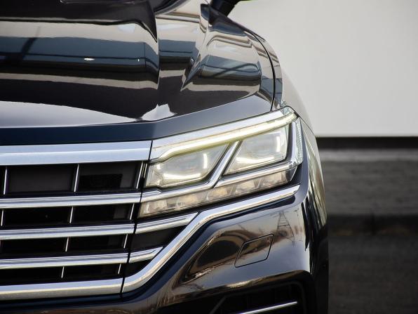 Volkswagen Touareg III с пробегом 2018 года, цена 3 730 000 рублей, 210815 км, внедорожник, Автокод Объявления