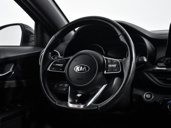 Kia Cerato IV с пробегом 2021 года, цена 1 949 000 рублей, 68215 км, седан, Автокод Объявления