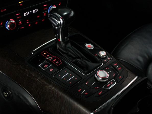 Audi A7 I (4G) с пробегом 2010 года, цена 1 659 000 рублей, 196870 км, лифтбек, Автокод Объявления
