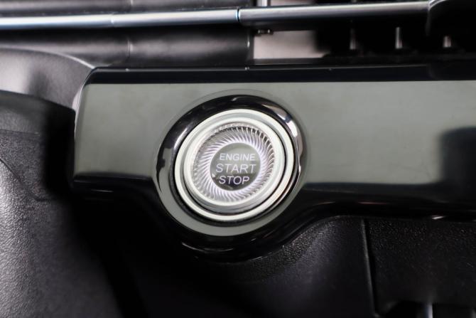 Omoda C5 I с пробегом 2022 года, цена 1 799 000 рублей, 43600 км, внедорожник, Автокод Объявления