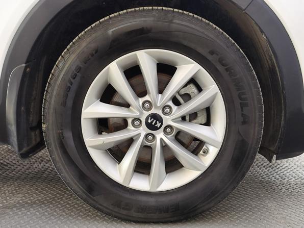 Kia Sorento III Prime Рестайлинг с пробегом 2017 года, цена 2 449 000 рублей, 113867 км, внедорожник, Автокод Объявления