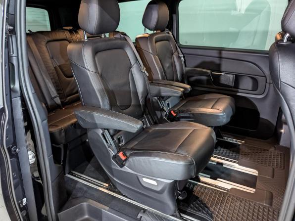 Mercedes-Benz V-Класс III (W447) Рестайлинг с пробегом 2021 года, цена 5 500 000 рублей, 181027 км, минивэн, Автокод Объявления