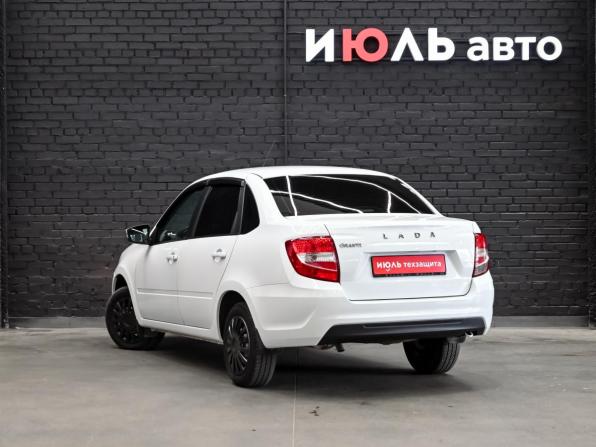Lada (ВАЗ) Granta I Рестайлинг с пробегом 2024 года, цена 900 000 рублей, 26131 км, седан, Автокод Объявления