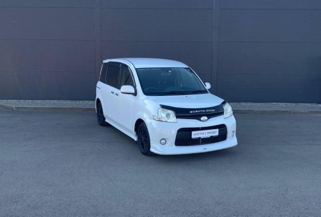 Toyota Sienta I Рестайлинг 2 с пробегом 2013 года, цена 1 100 000 рублей, 103411 км, компактвэн, Автокод Объявления