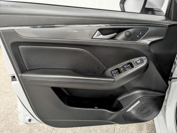 Haval Jolion I с пробегом 2022 года, цена 1 550 000 рублей, 102646 км, внедорожник, Автокод Объявления