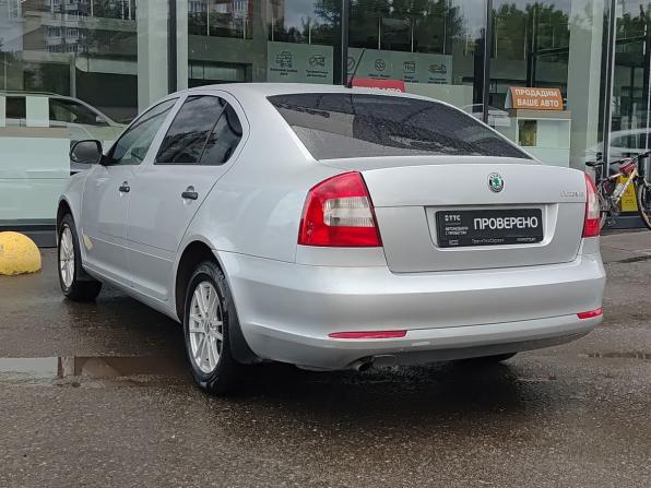 Skoda Octavia II (A5) Рестайлинг с пробегом 2011 года, цена 699 000 рублей, 95243 км, лифтбек, Автокод Объявления