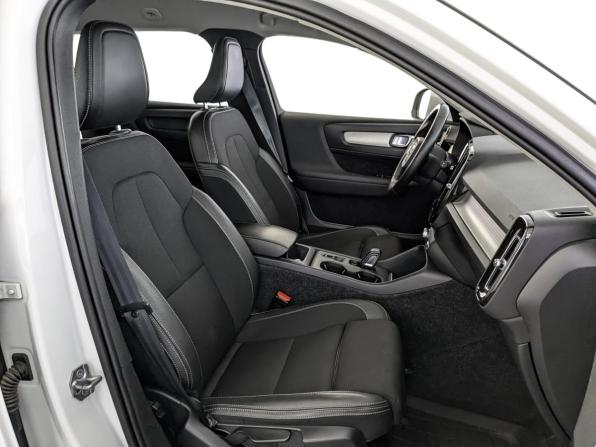 Volvo XC40 I с пробегом 2018 года, цена 2 850 000 рублей, 132629 км, внедорожник, Автокод Объявления