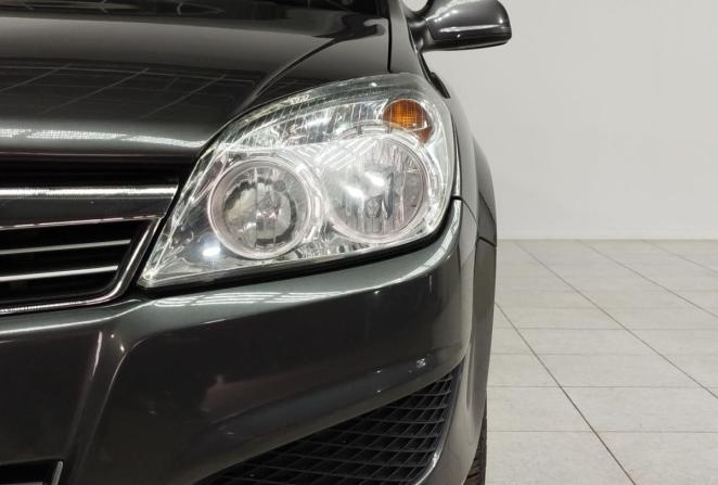 Opel Astra H Рестайлинг с пробегом 2012 года, цена 850 000 рублей, 150626 км, седан, Автокод Объявления