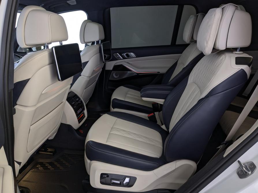 BMW X7 I (G07) Москва  - изображение 12