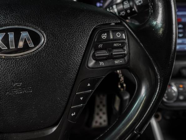 Kia Ceed II с пробегом 2013 года, цена 1 099 000 рублей, 198104 км, универсал, Автокод Объявления