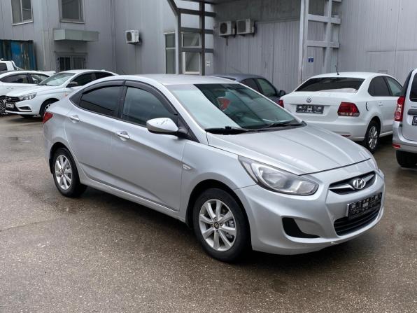 Hyundai Solaris I с пробегом 2014 года, цена 569 000 рублей, 220819 км, седан, Автокод Объявления