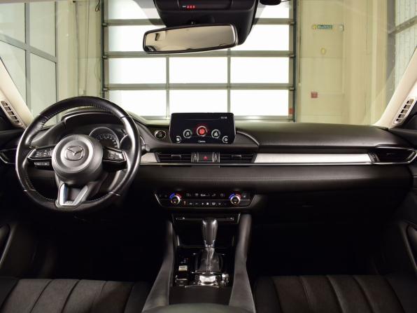 Mazda 6 III (GJ) Рестайлинг 2 с пробегом 2021 года, цена 2 579 995 рублей, 60712 км, седан, Автокод Объявления