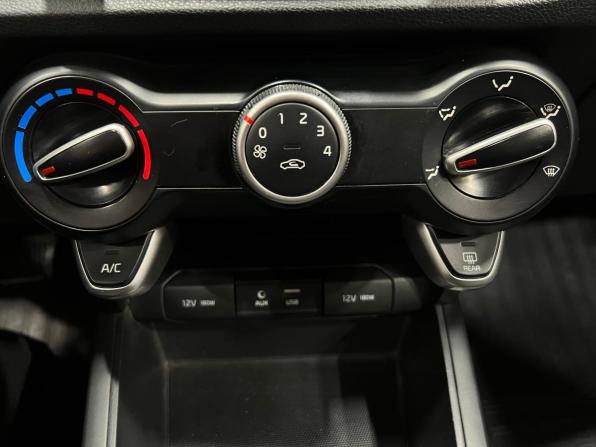 Kia Rio IV с пробегом 2020 года, цена 1 599 000 рублей, 81000 км, седан, Автокод Объявления