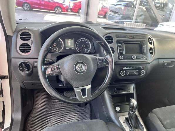 Volkswagen Tiguan I Рестайлинг с пробегом 2012 года, цена 1 279 000 рублей, 174000 км, внедорожник, Автокод Объявления