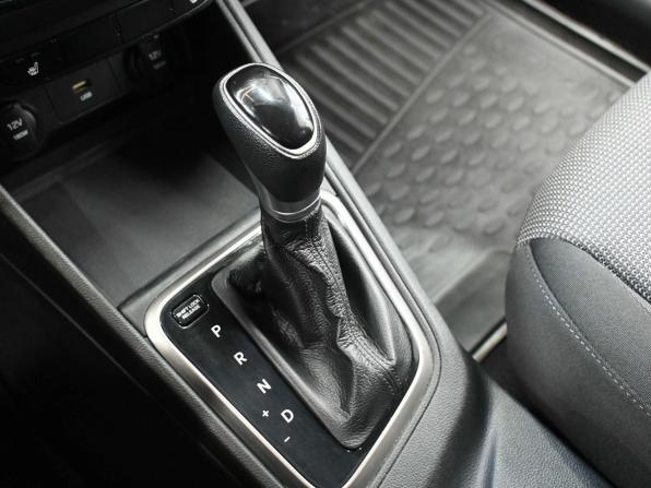 Hyundai Solaris II Рестайлинг с пробегом 2021 года, цена 1 399 900 рублей, 168000 км, седан, Автокод Объявления