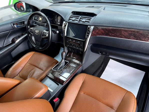 Toyota Camry VII (XV50) Рестайлинг с пробегом 2016 года, цена 1 845 000 рублей, 159615 км, седан, Автокод Объявления