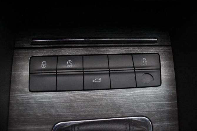 Skoda Octavia III (A7) с пробегом 2015 года, цена 1 395 000 рублей, 313138 км, универсал, Автокод Объявления