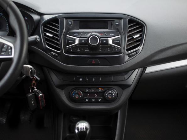 Lada (ВАЗ) Vesta I с пробегом 2016 года, цена 500 000 рублей, 401189 км, седан, Автокод Объявления