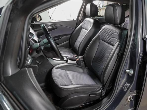 Opel Astra J Рестайлинг с пробегом 2014 года, цена 849 000 рублей, 209725 км, хэтчбек, Автокод Объявления