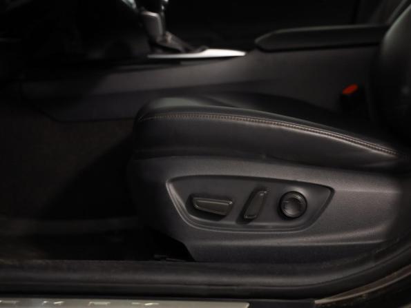 Toyota Camry VIII (XV70) с пробегом 2019 года, цена 2 549 000 рублей, 63690 км, седан, Автокод Объявления
