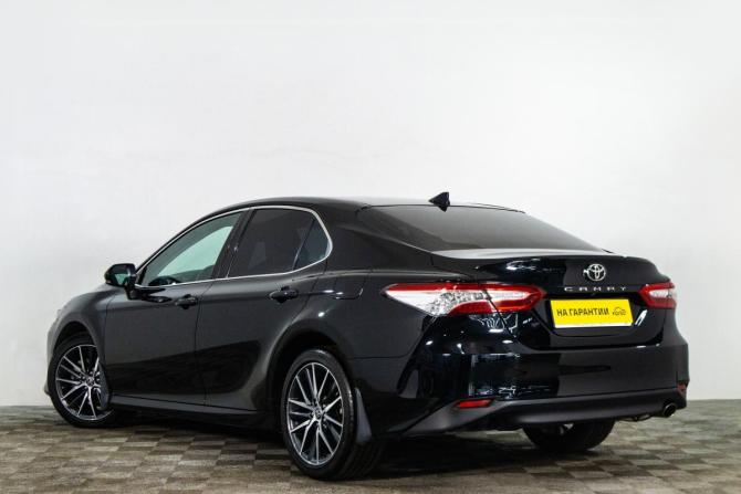 Toyota Camry VIII (XV70) Рестайлинг с пробегом 2021 года, цена 3 949 000 рублей, 61100 км, седан, Автокод Объявления