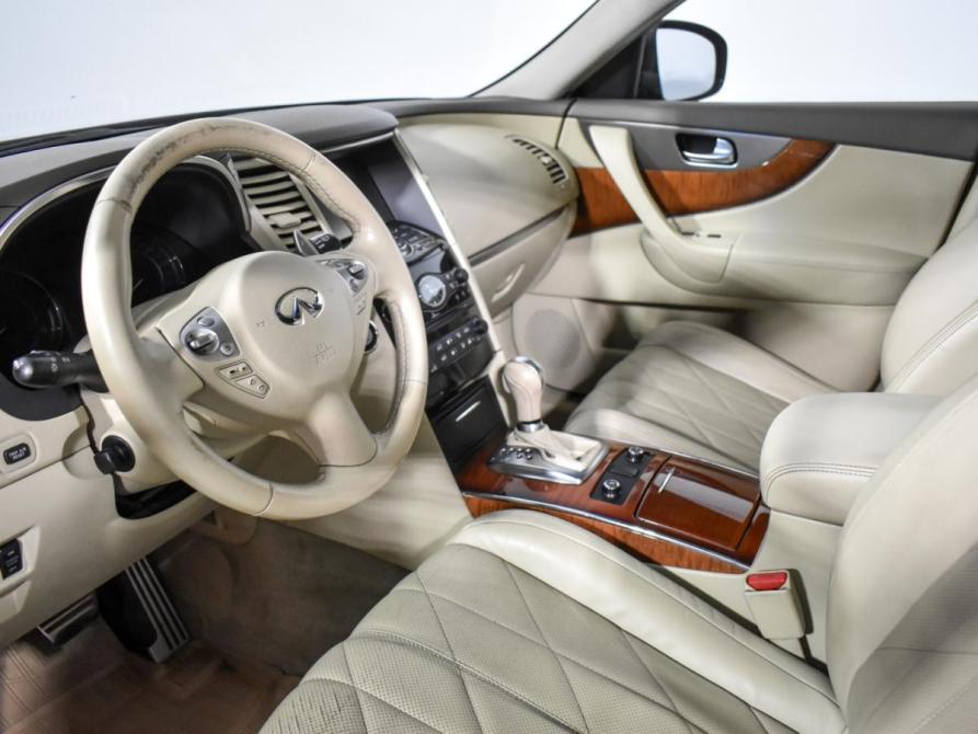 Infiniti QX70 Санкт-Петербург  - изображение 9