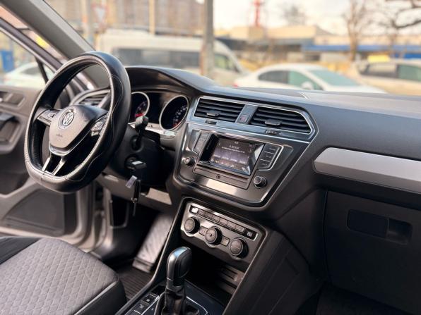 Volkswagen Tiguan II с пробегом 2017 года, цена 1 519 000 рублей, 267000 км, внедорожник, Автокод Объявления