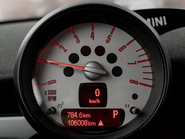 Mini Hatch II (R56) Рестайлинг с пробегом 2012 года, цена 1 000 000 рублей, 105971 км, хэтчбек, Автокод Объявления