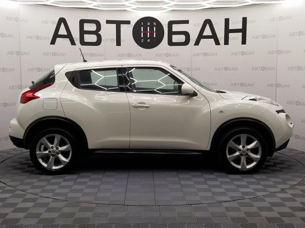 Nissan Juke I с пробегом 2012 года, цена 1 029 000 рублей, 109127 км, внедорожник, Автокод Объявления