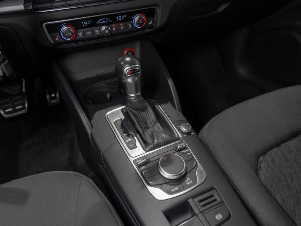 Audi A3 III (8V) с пробегом 2015 года, цена 1 470 000 рублей, 99145 км, хэтчбек, Автокод Объявления