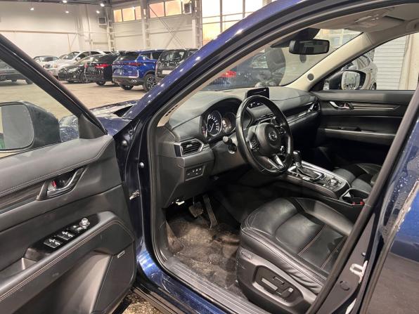 Mazda CX-5 II с пробегом 2017 года, цена 2 548 000 рублей, 102815 км, внедорожник, Автокод Объявления