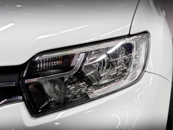 Renault Sandero II Рестайлинг с пробегом 2021 года, цена 1 359 000 рублей, 62235 км, хэтчбек, Автокод Объявления
