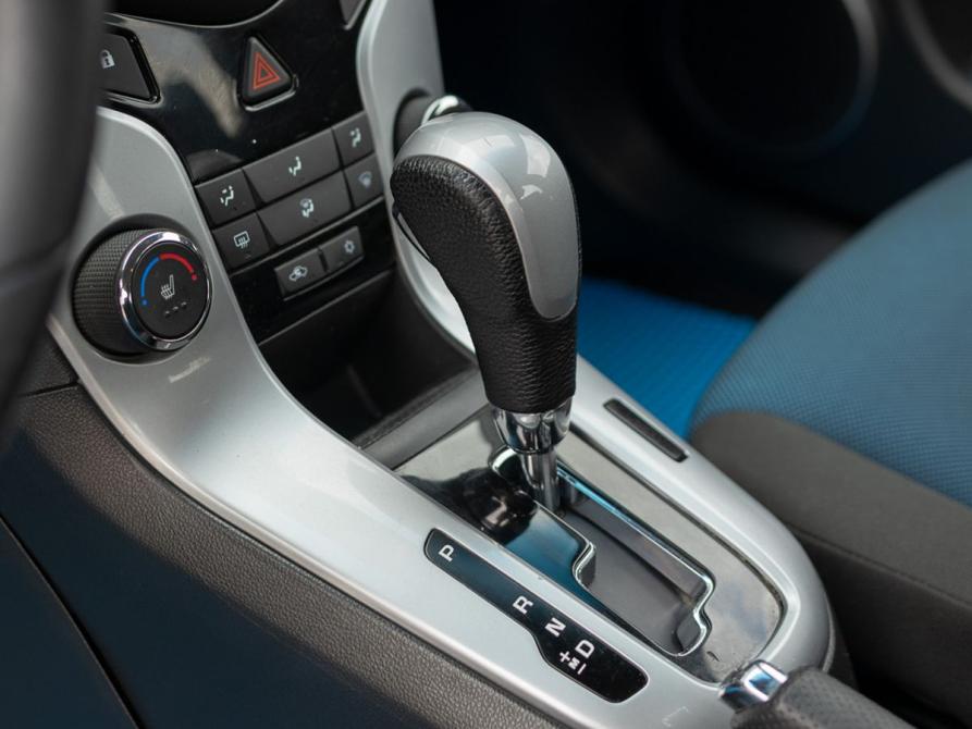 Chevrolet Cruze I Рестайлинг Новосибирск  - изображение 15