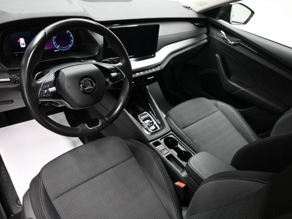 Skoda Octavia IV (A8) с пробегом 2021 года, цена 2 175 000 рублей, 84821 км, лифтбек, Автокод Объявления