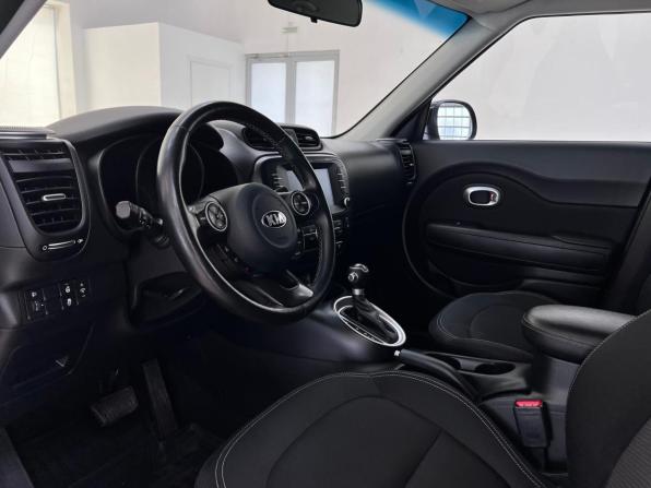 Kia Soul II Рестайлинг с пробегом 2018 года, цена 1 700 000 рублей, 78329 км, хэтчбек, Автокод Объявления