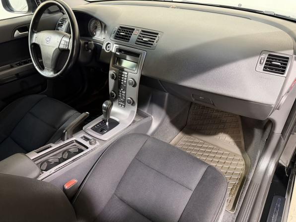 Volvo S40 II Рестайлинг с пробегом 2008 года, цена 649 800 рублей, 290000 км, седан, Автокод Объявления