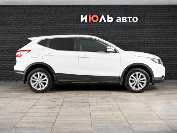 Nissan Qashqai II с пробегом 2015 года, цена 1 590 000 рублей, 164383 км, внедорожник, Автокод Объявления