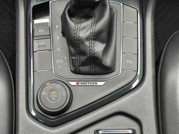 Volkswagen Tiguan II с пробегом 2020 года, цена 3 698 000 рублей, 68878 км, внедорожник, Автокод Объявления